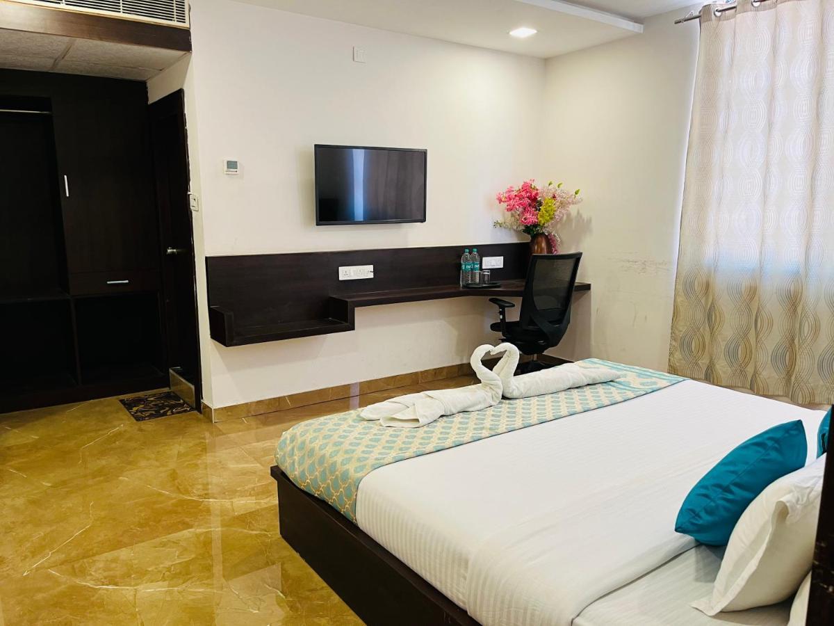 Hotel Elite By Signature Group Hyderabad Exteriör bild