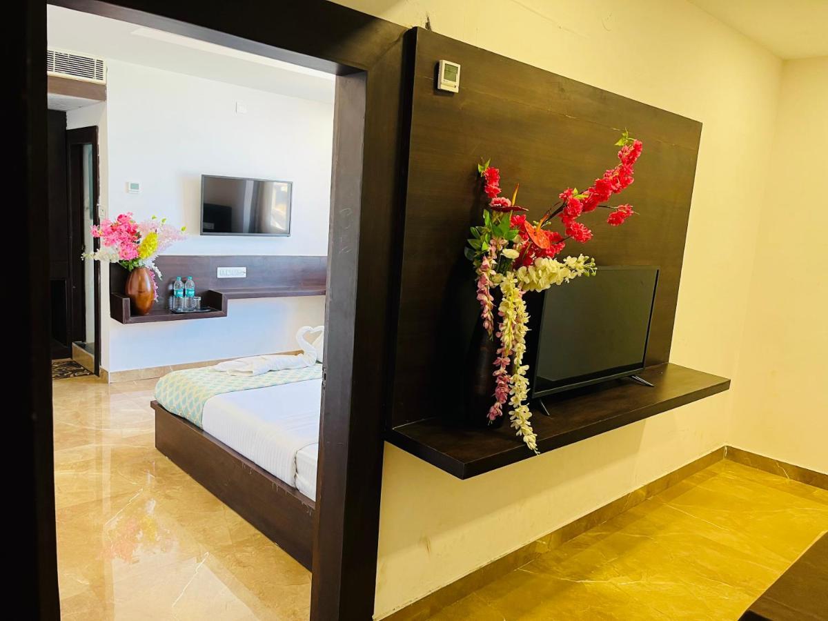 Hotel Elite By Signature Group Hyderabad Exteriör bild