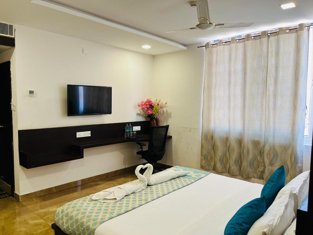 Hotel Elite By Signature Group Hyderabad Exteriör bild