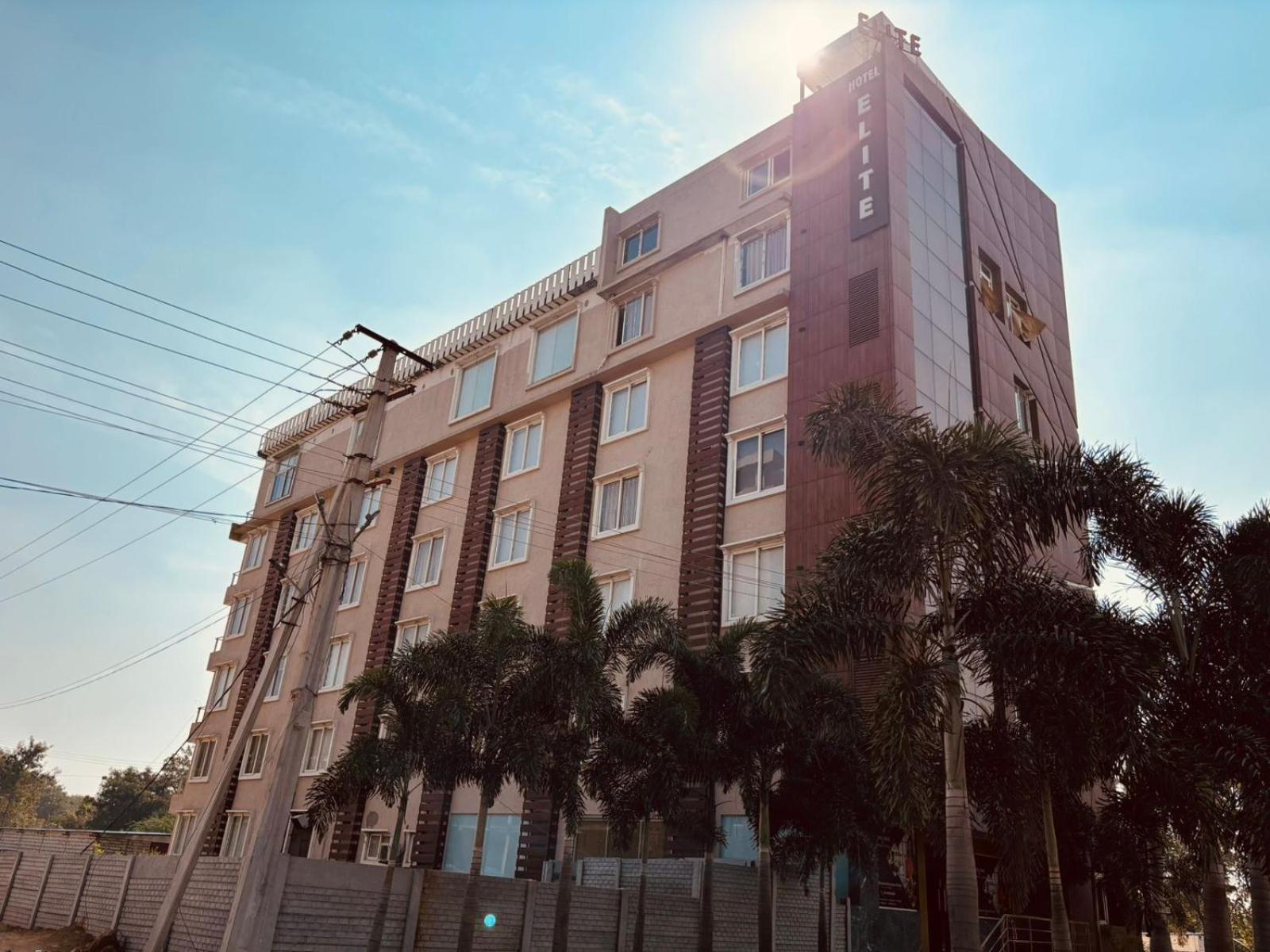 Hotel Elite By Signature Group Hyderabad Exteriör bild